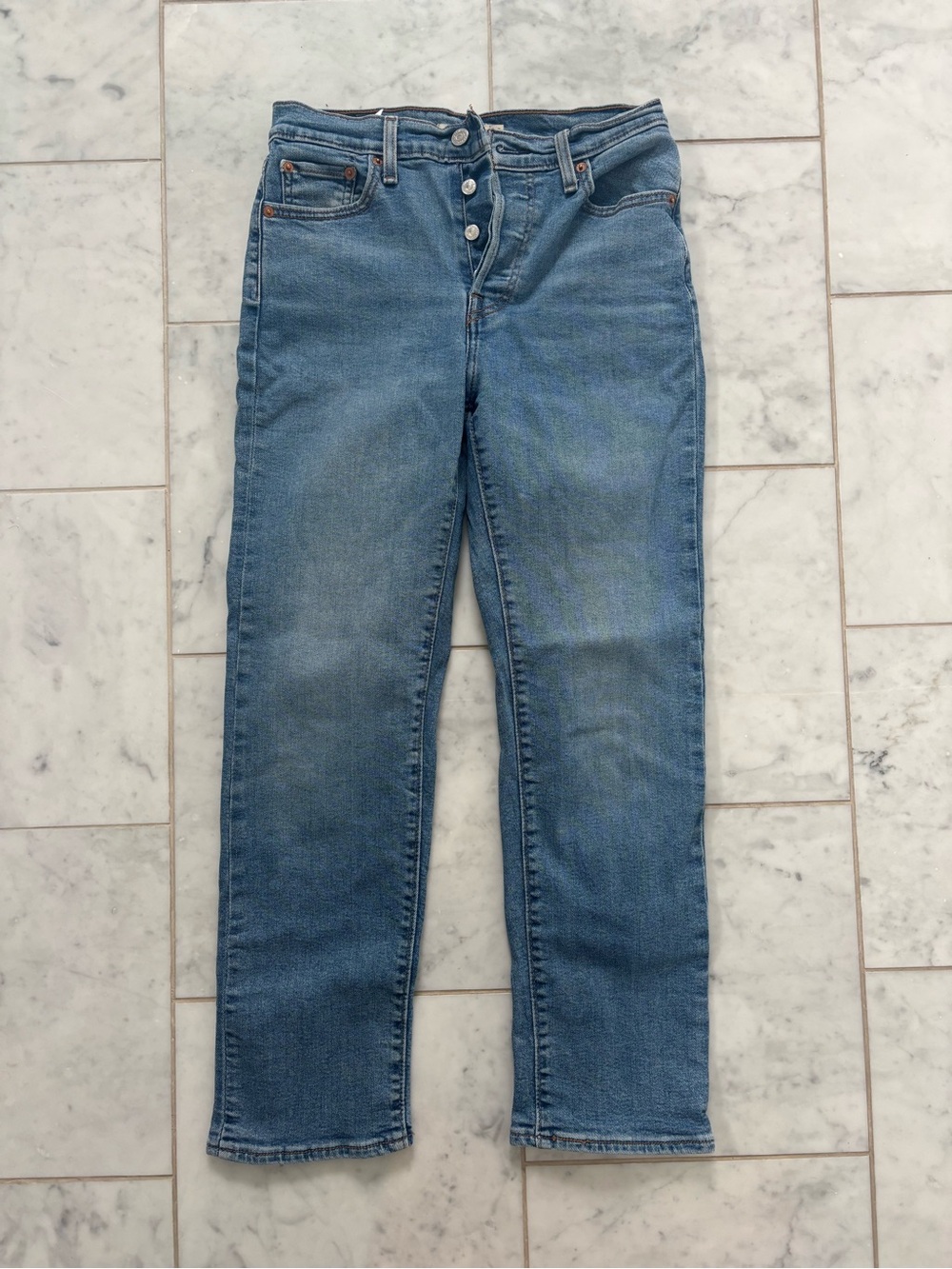 Levi's® Premium
WEDGIE STRAIGHT ANKLE WOMEN'S JEANS
Size 28